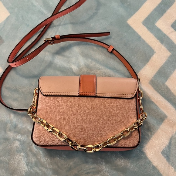 Michael Kors Crossbody - Picture 2 of 3